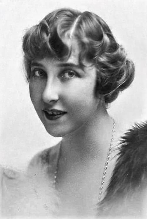 Josephine Whittell头像