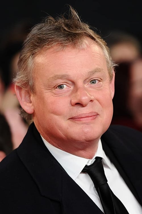 Martin Clunes头像