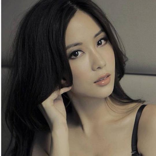 安唯绫头像