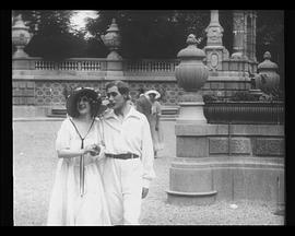 维尔托夫的回归封面图